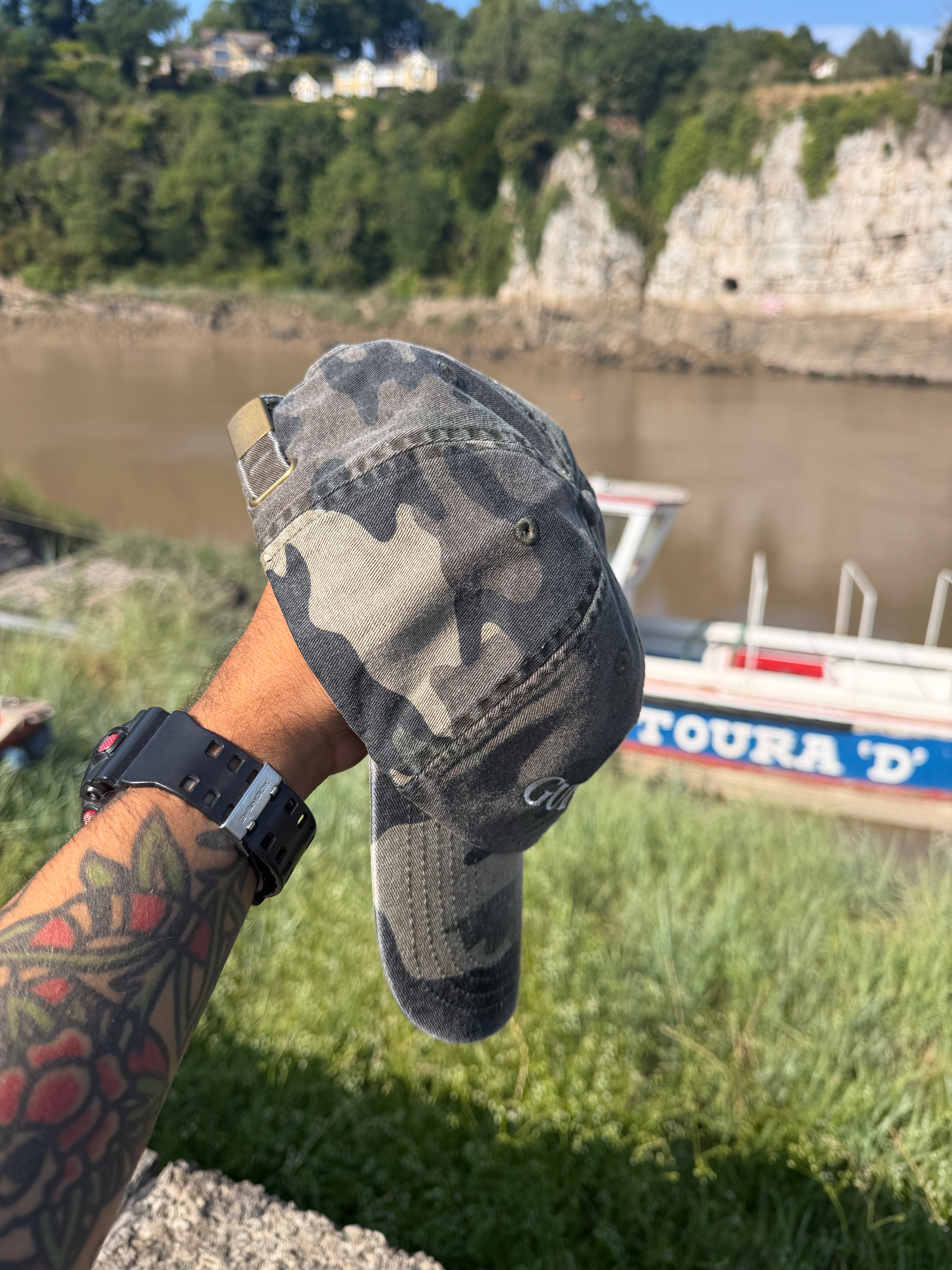 Guinness Vintage Style Camouflage Dad Cap – Embroidered Logo  – Beer & Irish Pub Hat