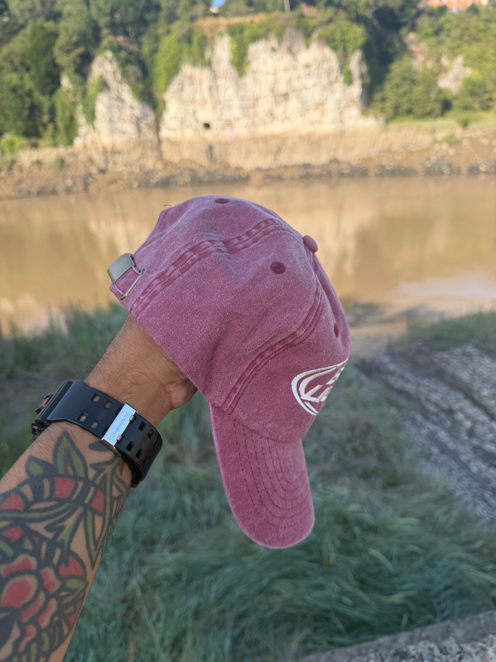 Bud Light Vintage Style  Embroidered Dad Cap – Washed Red Adjustable Strapback – Beer Logo Hat