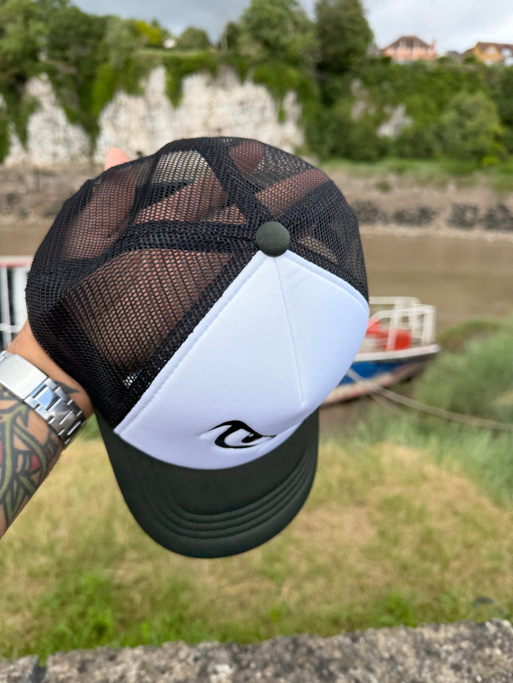 Eyes Snapback