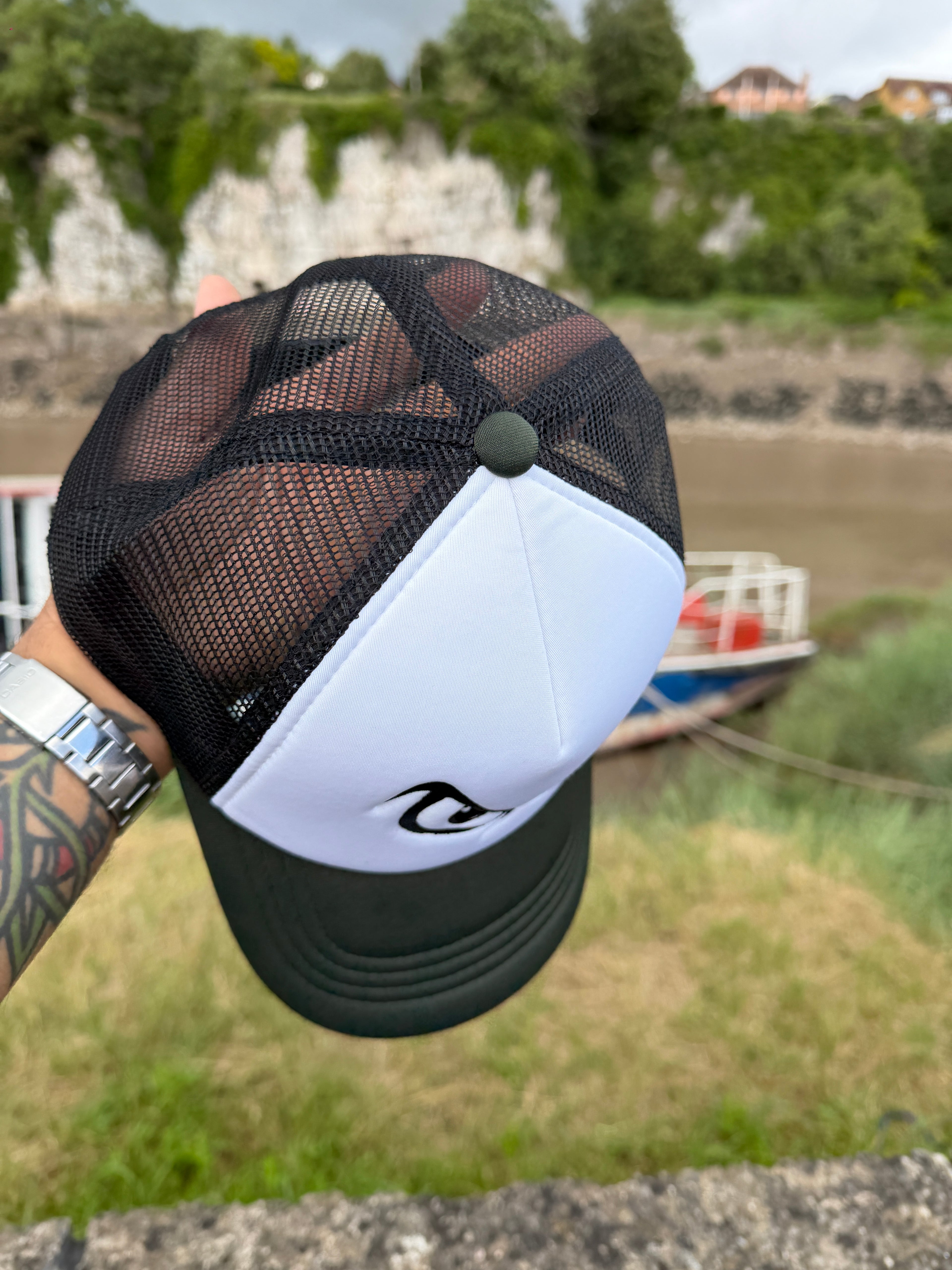 Eyes Snapback