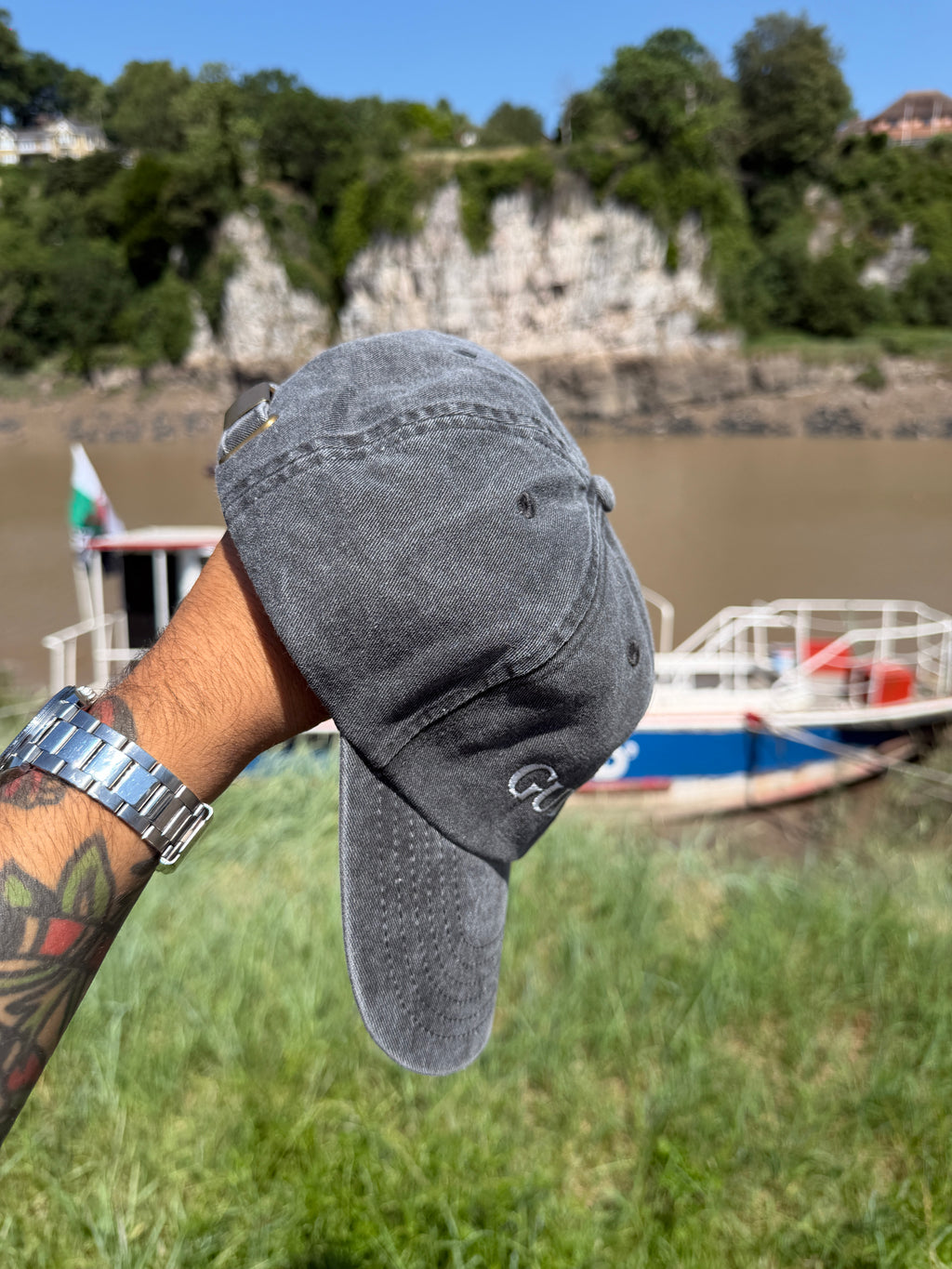 Guinness Vintage Style Faded Black Baseball Cap